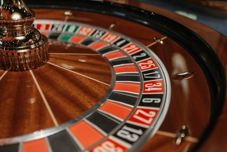 https://vegaskings-casino.com